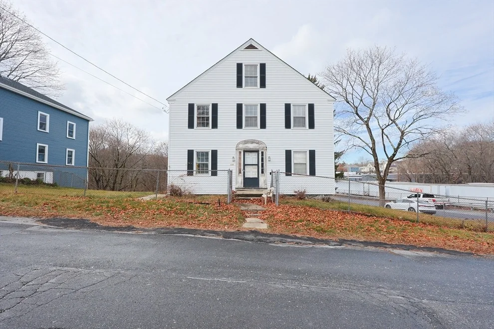 Unit for sale at 172 West St, Clinton, MA 01510