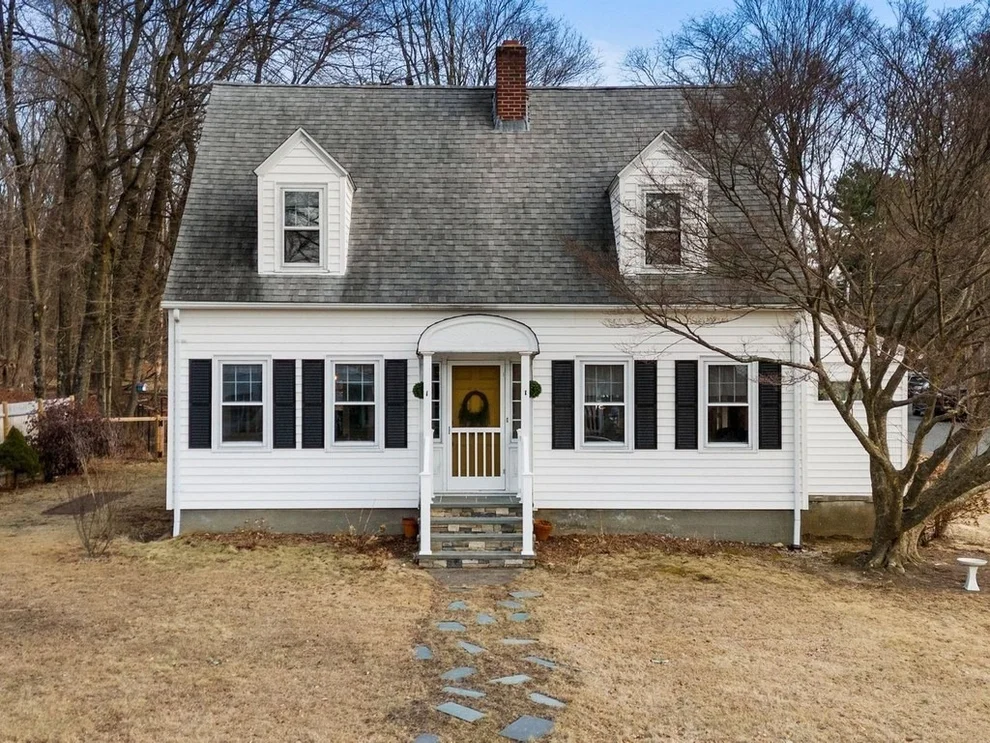 Unit for sale at 111 Main Street, Hopkinton, MA 01748