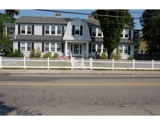 Unit for sale at 5 Walnut Street, Framingham, MA 01701
