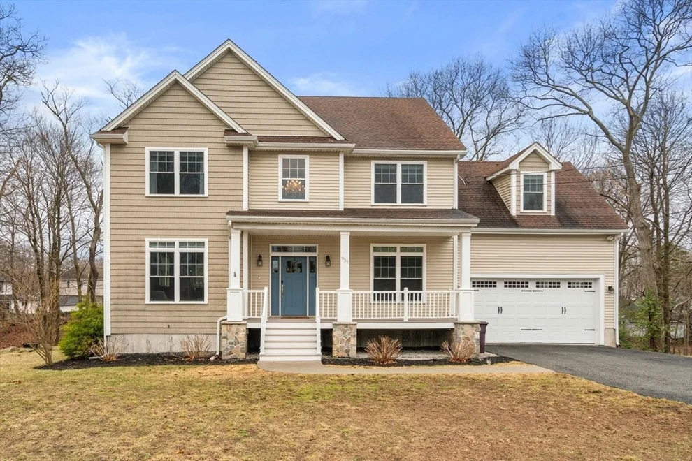 Unit for sale at 951 Commercial St, Weymouth, MA 02189