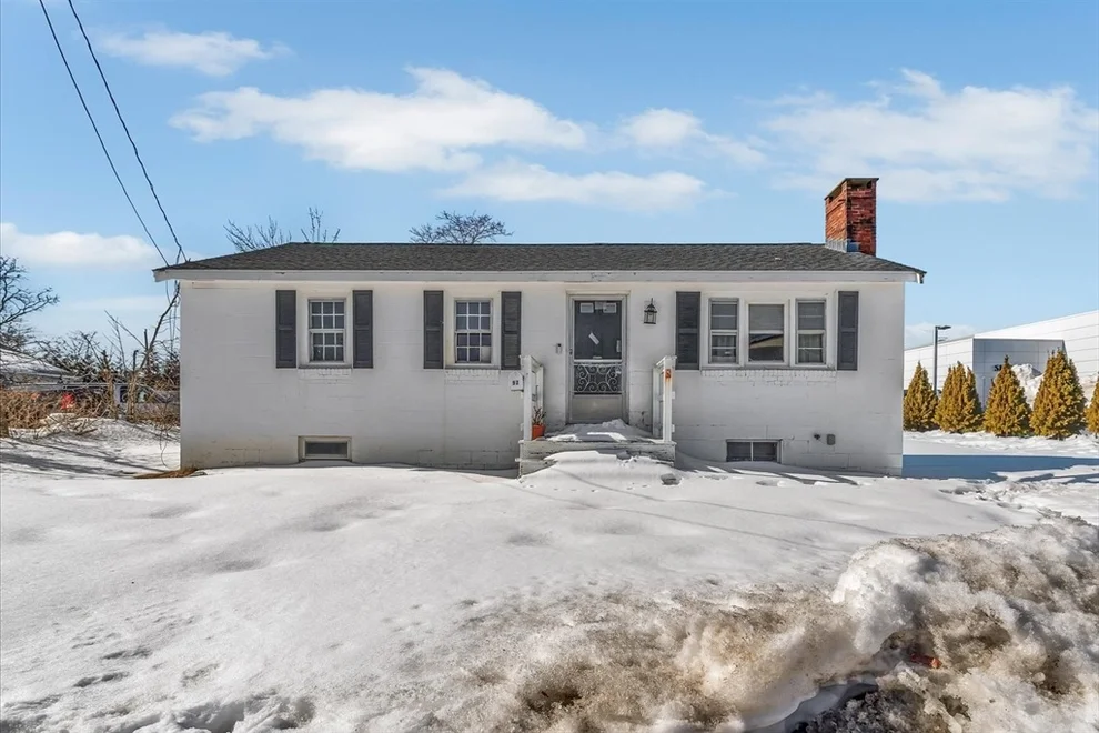 Unit for sale at 97 Bassett Ln, Barnstable, MA 02601