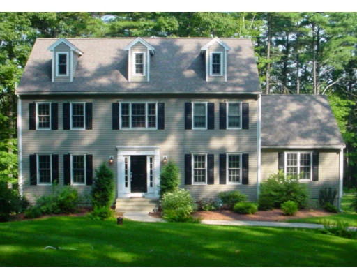 Unit for sale at 400 Sugar Rd, Bolton, MA 01740