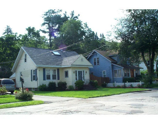 Unit for sale at 70 Glendale St, Worcester, MA 01602