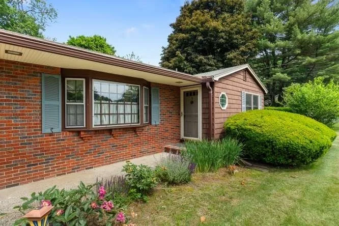 Unit for sale at 9 Graystone Drive, Danvers, MA 01923