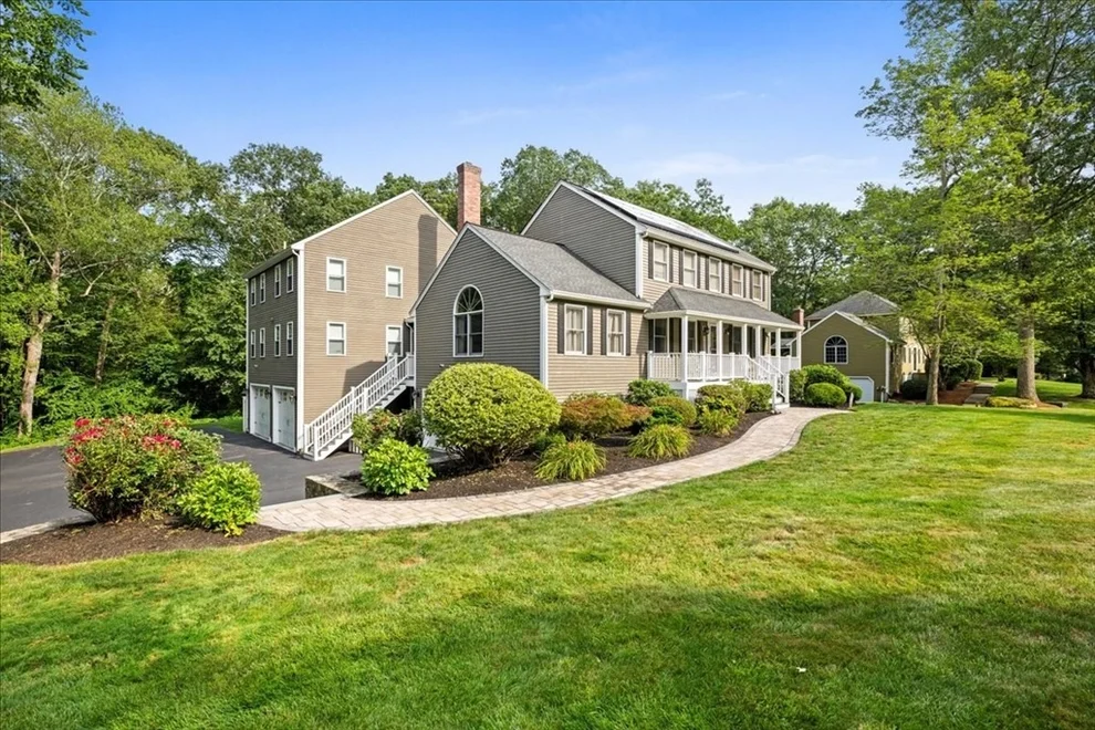 Unit for sale at 104 Alana Dr, Northbridge, MA 01534