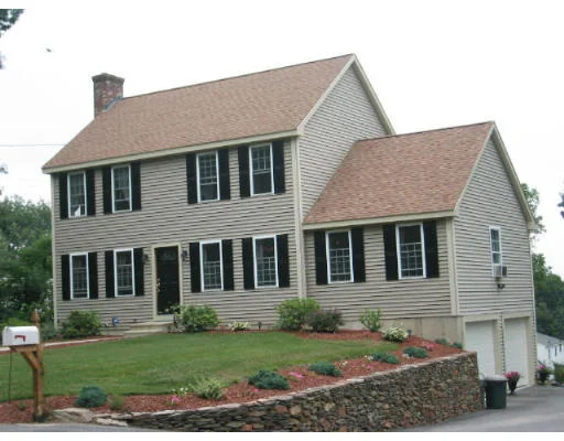 Unit for sale at 29 Bamford Avenue, Fitchburg, MA 01420