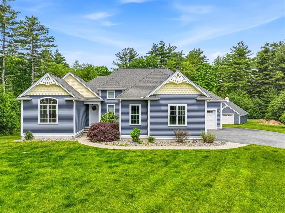 Unit for sale at 27 W River St, Upton, MA 01568