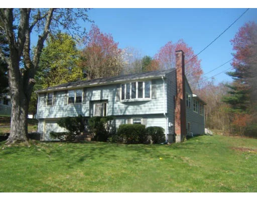Unit for sale at 5 Englewood Dr, Wilmington, MA 01887
