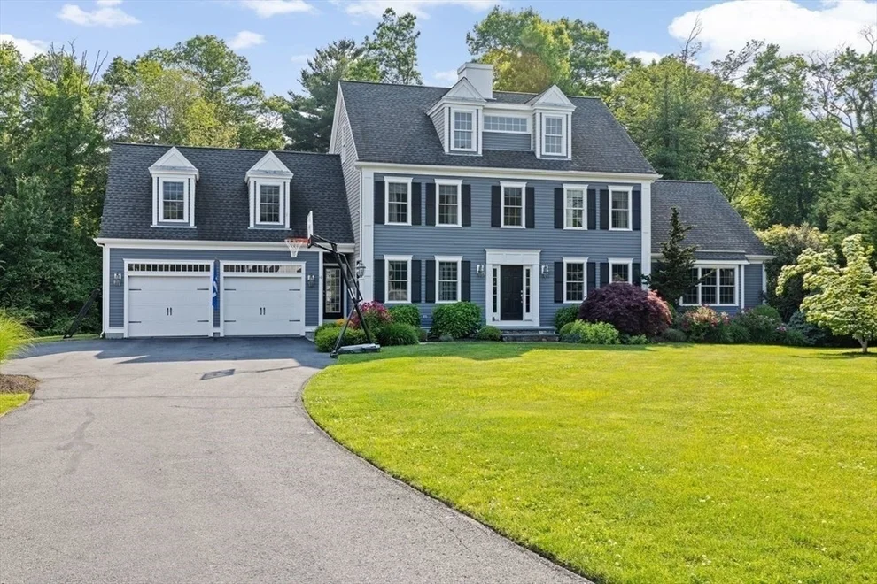 Unit for sale at 10 Evangeline Dr, Scituate, MA 02066