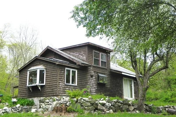Unit for sale at 8 Pearson, Georgetown, MA 01833