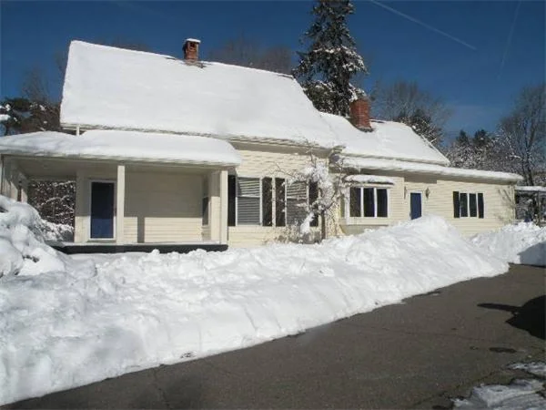 Unit for sale at 164 South St, Foxboro, MA 02035