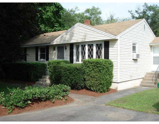 Unit for sale at 675 Townsend St, Lunenburg, MA 01462