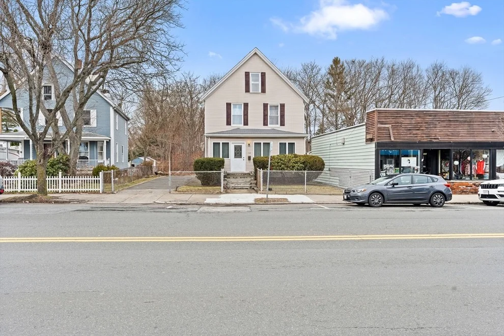 Unit for sale at 103 Lynn St, Peabody, MA 01960