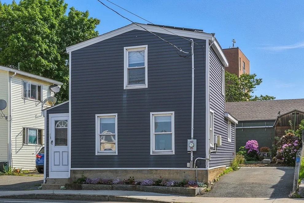 Unit for sale at 13 Maplewood Ave, Gloucester, MA 01930