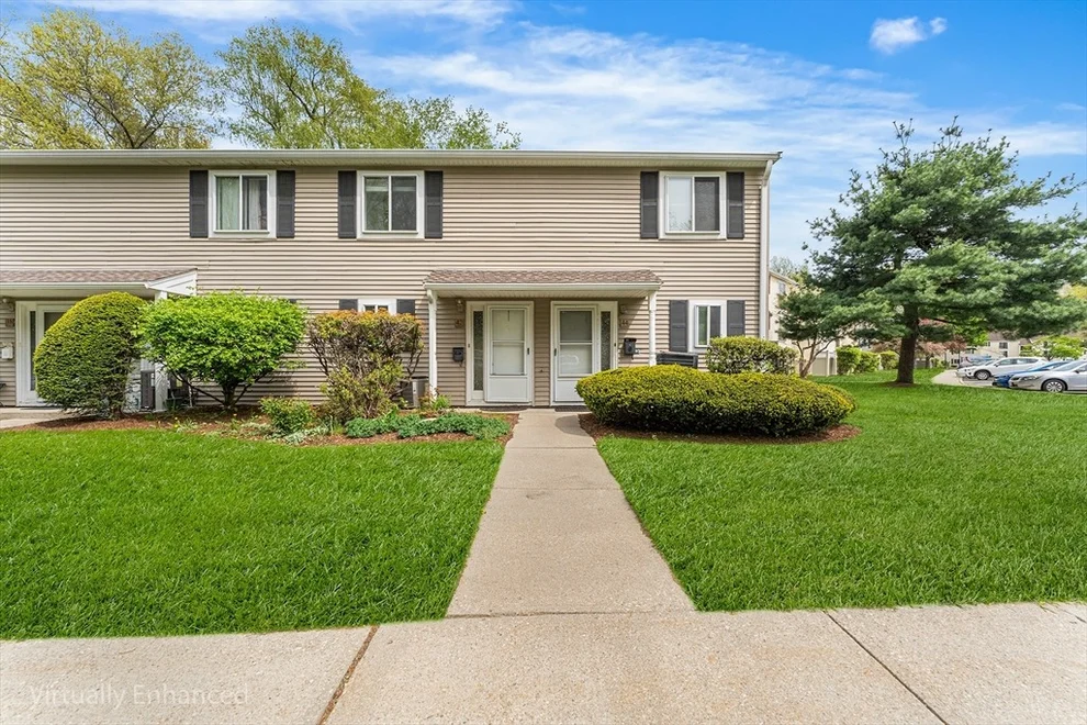 Unit for sale at 42 Village Brook Ln, Natick, MA 01760