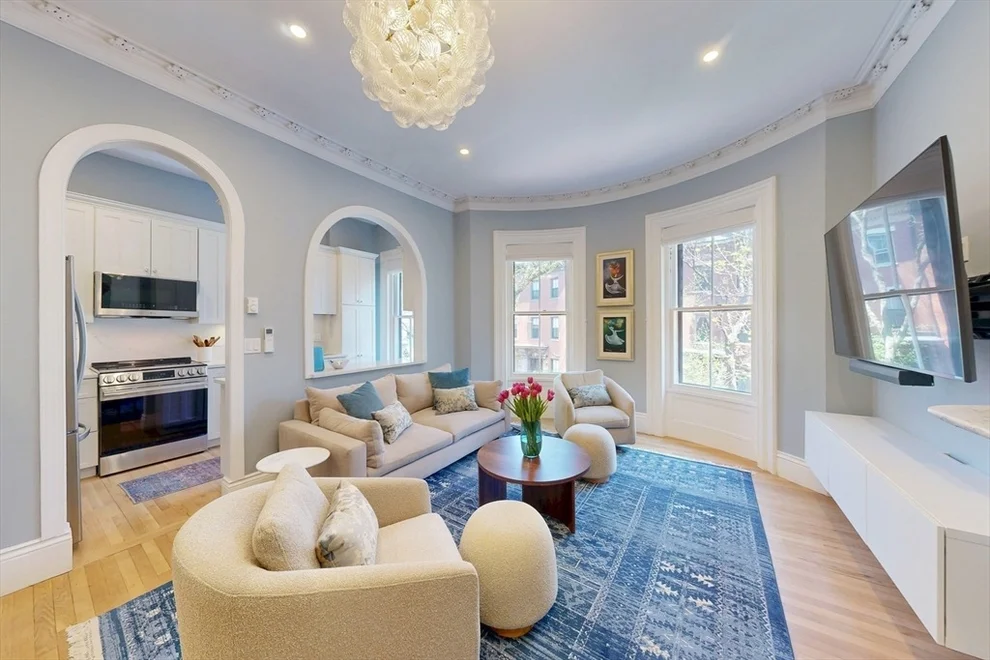 Unit for sale at 86 Worcester St, Boston, MA 02118