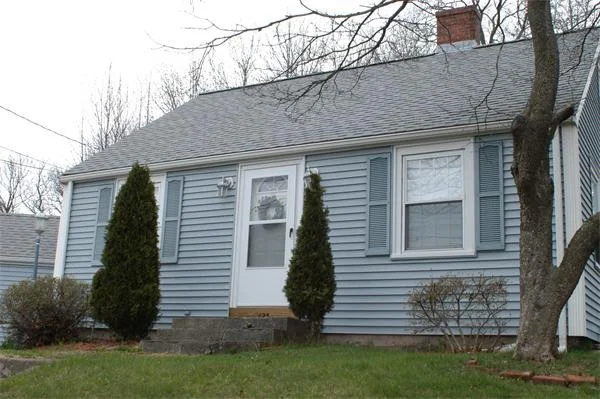 Unit for sale at 123 Church St, Braintree, MA 02184