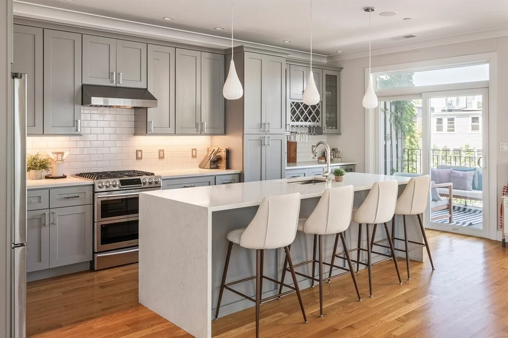 Unit for sale at 854 E Broadway St, Boston, MA 02127