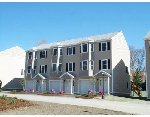 Unit for sale at 262 Littleton Rd, Chelmsford, MA 01824