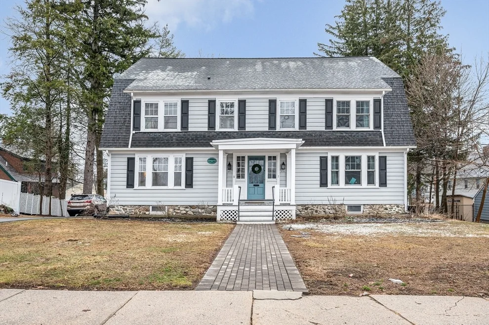 Unit for sale at 567 Andover St, Lowell, MA 01852