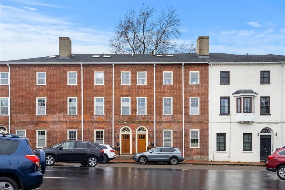 Unit for sale at 6 Union St, Salem, MA 01970