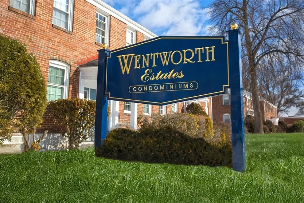 Unit for sale at 71 Colony Rd, West Springfield, MA 01089