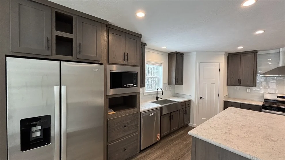 Unit for sale at 21 Pinrock Drive, Sturbridge, MA 01566