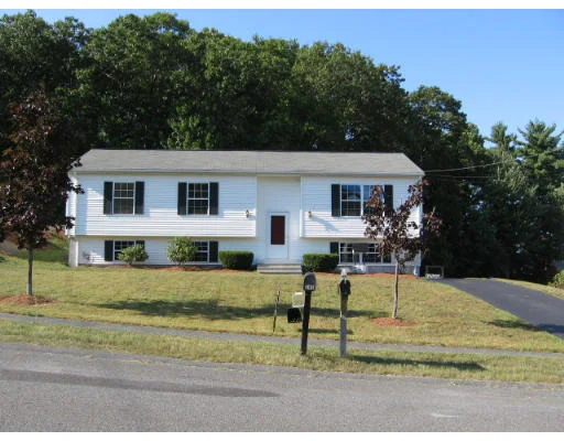 Unit for sale at 345 Rumonoski Dr, Northbridge, MA 01534