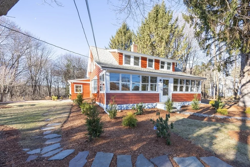 Unit for sale at 241 Fisher St, Walpole, MA 02081