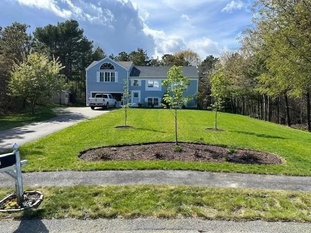 Unit for sale at 12 Marshall Dr, Plymouth, MA 02360