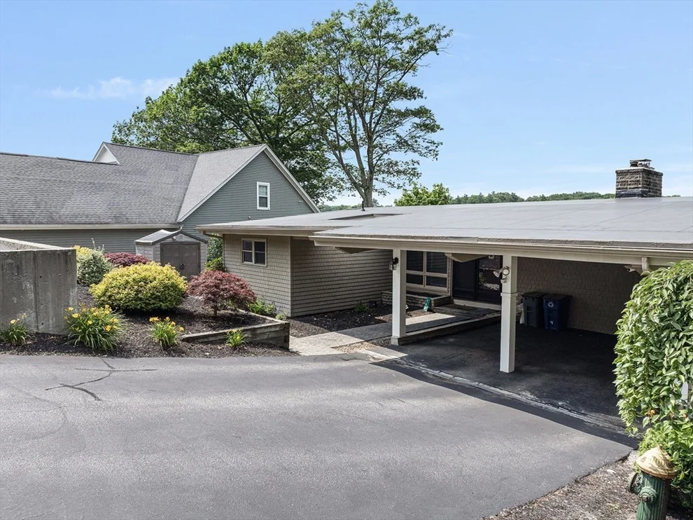 Unit for sale at 144 Aldrich Rd, Glocester, RI 02857