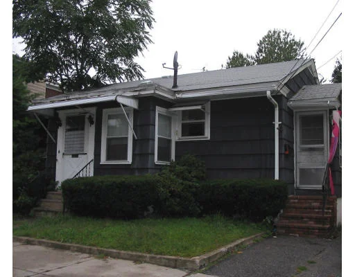 Unit for sale at 35 Inman, Lawrence, MA 01843