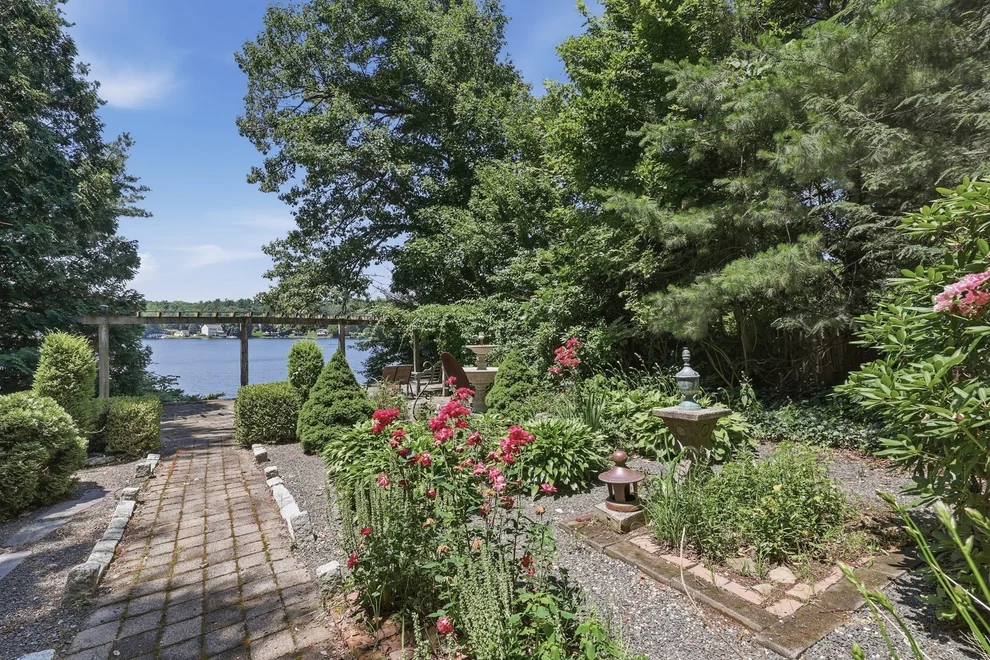 Unit for sale at 83 Sunset Drive, Charlton, MA 01507
