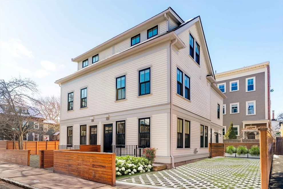 Unit for sale at 123 Pearl Street, Cambridge, MA 02139