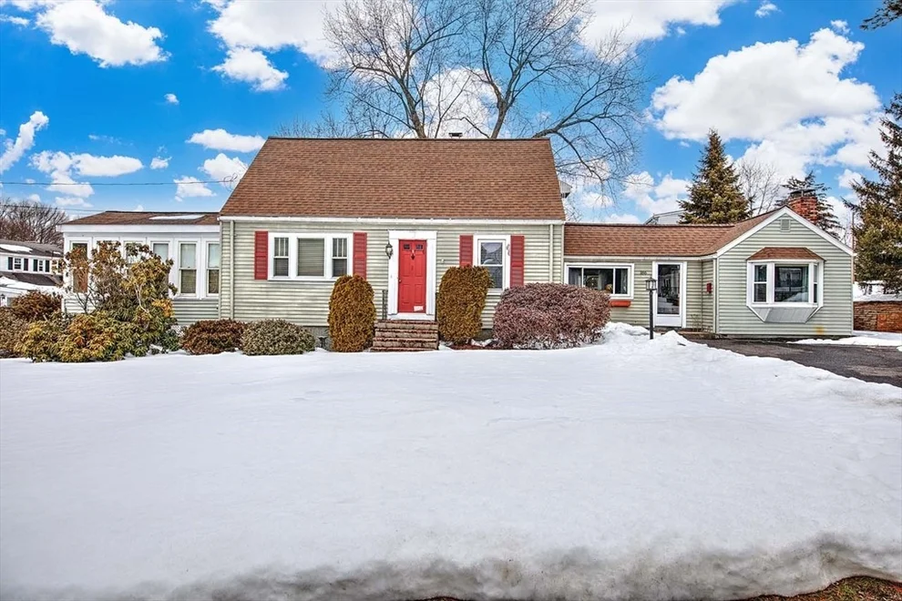 Unit for sale at 186 Carroll Ave, Westwood, MA 02090