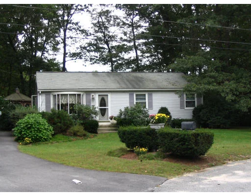 Unit for sale at 11 Little John Circle, Oxford, MA 01540