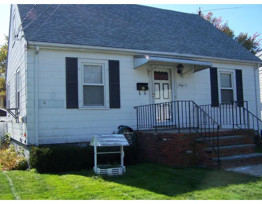 Unit for sale at 40 Aberdeen Avenue, Peabody, MA 01960