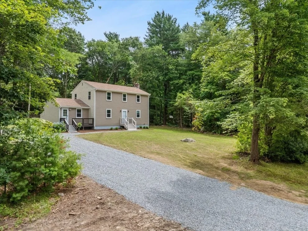 Unit for sale at 4 Simmons St, Freetown, MA 02702