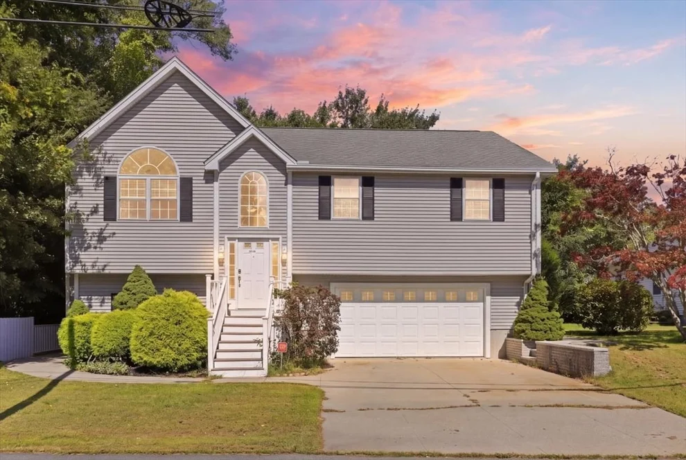 Unit for sale at 1015 Forbes St, New Bedford, MA 02745