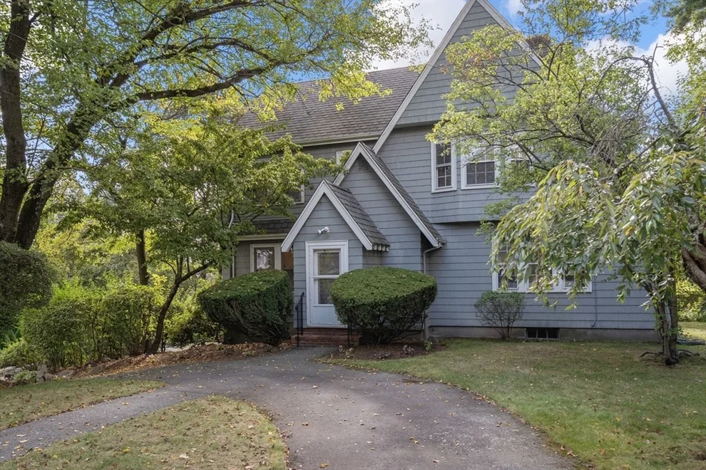 Unit for sale at 21 Hancock Rd, Brookline, MA 02445