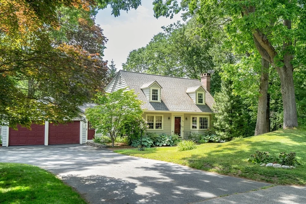 Unit for sale at 590 Lowell Street, Lexington, MA 02420