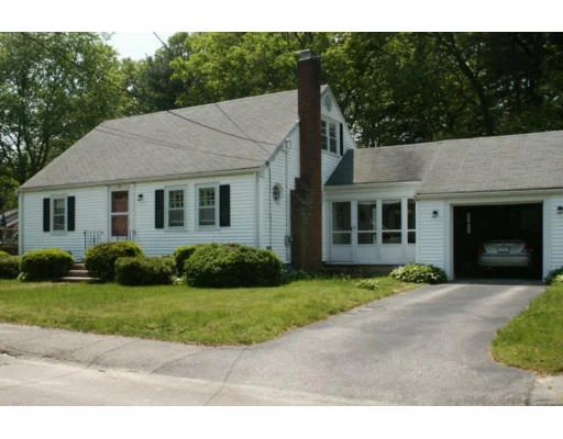 Unit for sale at 23 Elmer Rd, Weymouth, MA 02190