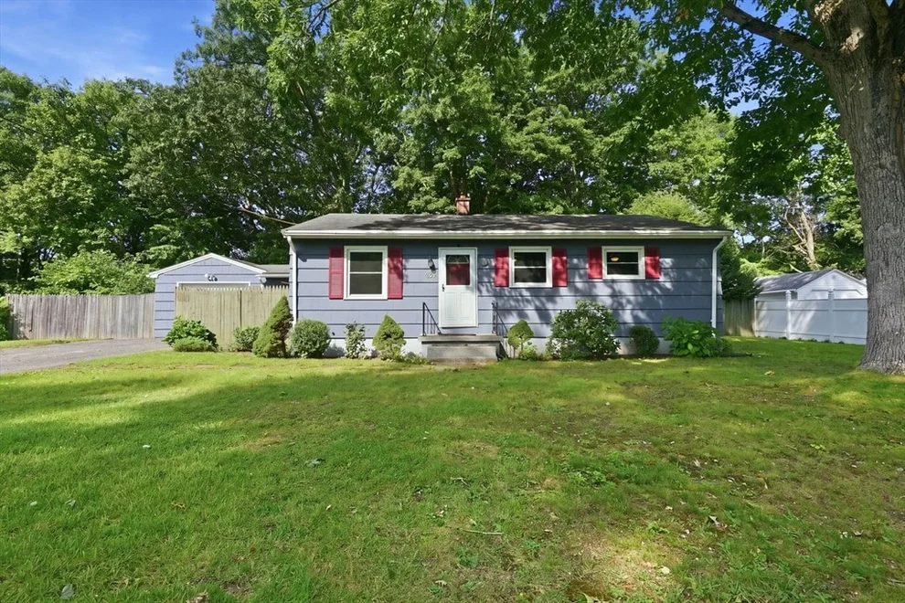 Unit for sale at 300 Newhouse St, Springfield, MA 01118