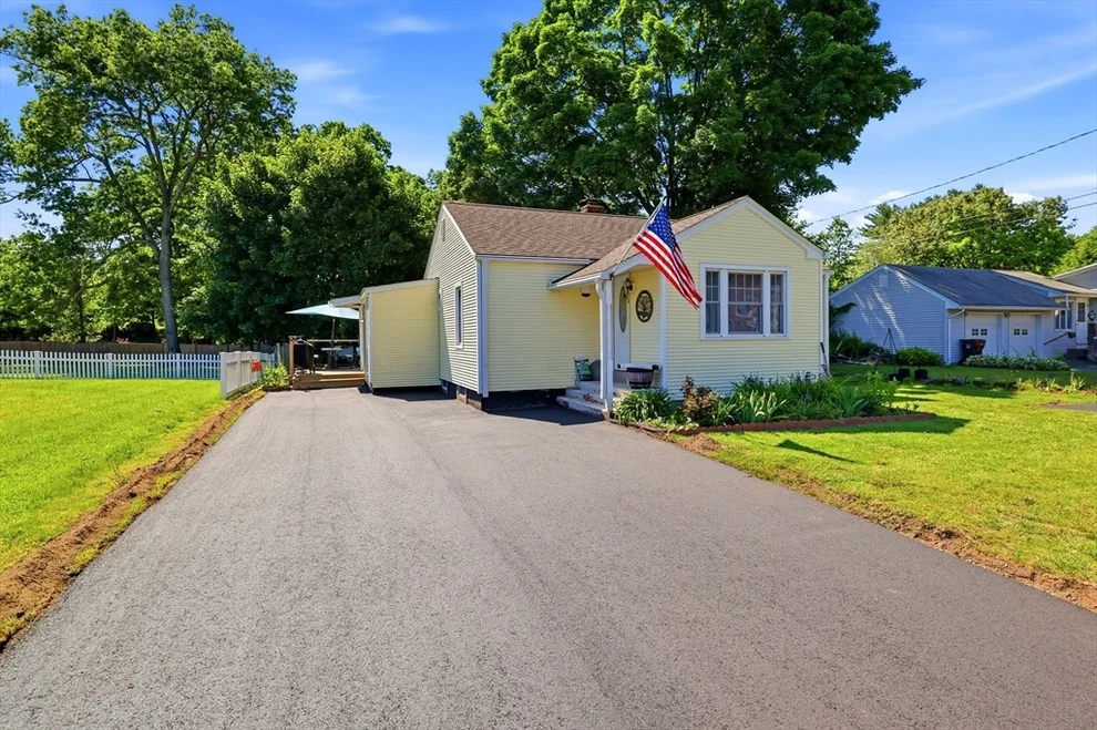 Unit for sale at 96 Pine St, Westfield, MA 01085