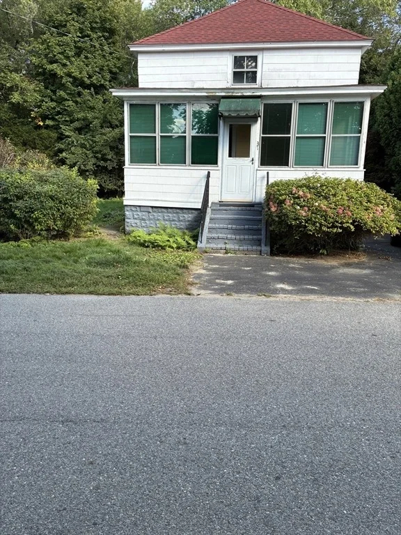 Unit for sale at 31 Dexter St., Methuen, MA 01844