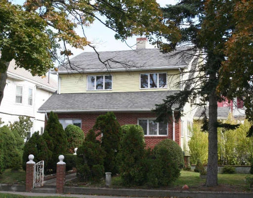 Unit for sale at 645 Fellsway, Medford, MA 02155