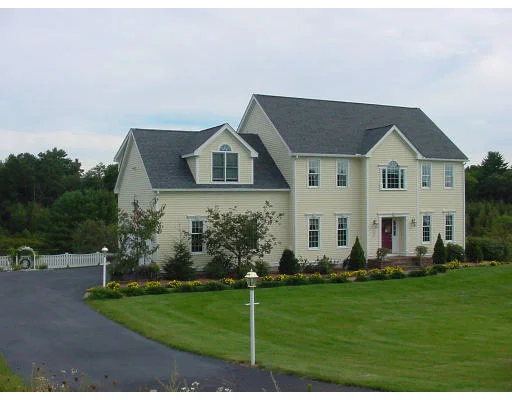 Unit for sale at 8 Deer Run Drive, Westford, MA 01886