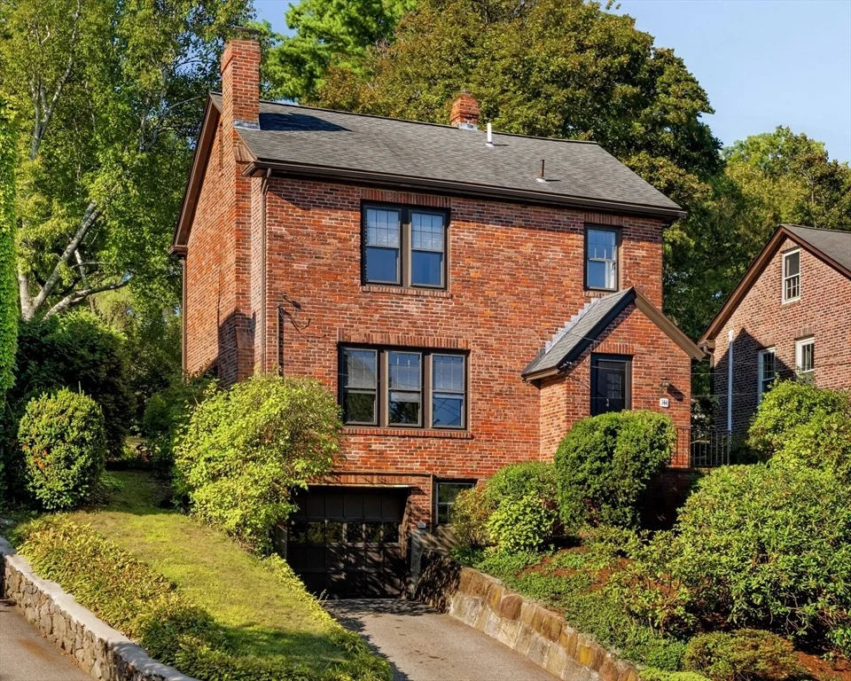 Unit for sale at 144 Jordan Road, Brookline, MA 02446