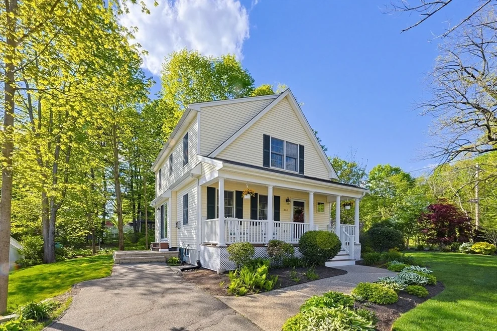 Unit for sale at 278 South St., Wrentham, MA 02093