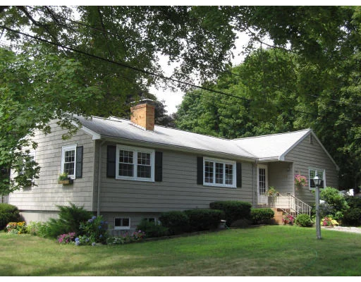 Unit for sale at 14 Linden St, Winchester, MA 01890